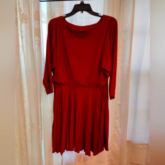 Alfani maroon dress ! 🤩 - Picture 2 of 5